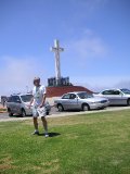 PICT0220 Etter flere omganer i rettssystemet fikk dette korset bli stående på San Diegos høyeste punkt, Mount Solidad. Striden gjaldt lovligheten av religiøse symboler i offentlige rom