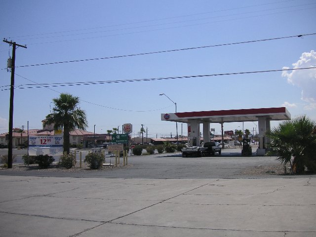 PICT0413 Verdensmetropolen Parker. Et facinerende sted med et yrende folkeliv og en kulturell aktivitet som virkelig setter de kreative prosessene i gang. Parker i Parker!