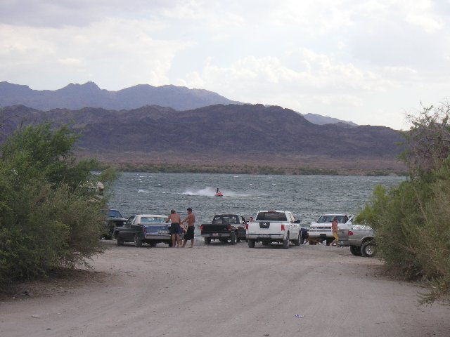 PICT0420 Lake Havasu. Drive-through strand.