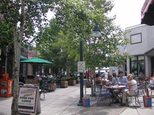 PICT0430 Lunsj i Flagstaff